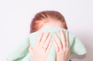 Почему полотенцем для лица нельзя вытирать руки?