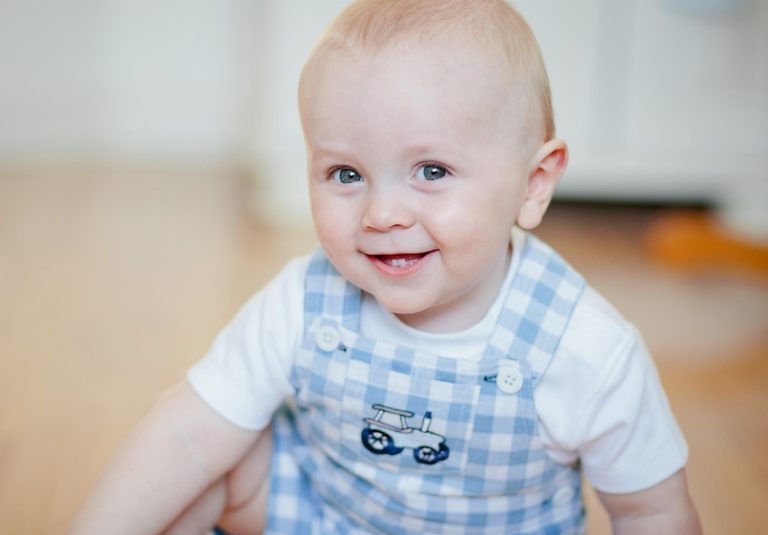 Нормально ли, что ребенка в 9 месяцев нет зубов?