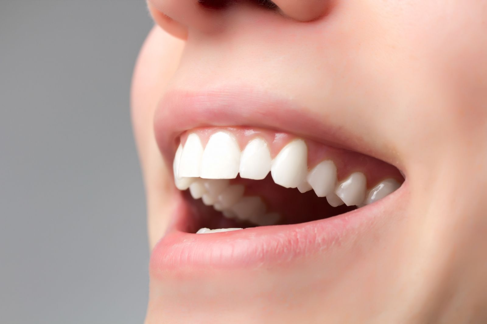 Что такое фарфоровые зубы