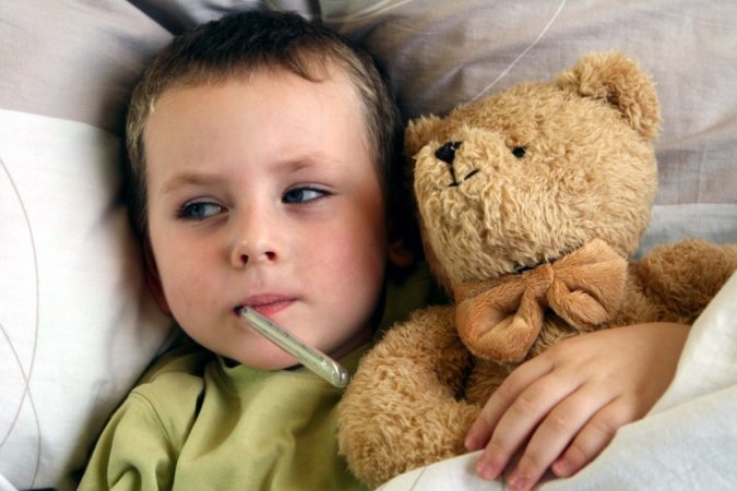 Как лечится герпесный стоматит у ребенка?