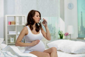 употребление воды при беременности