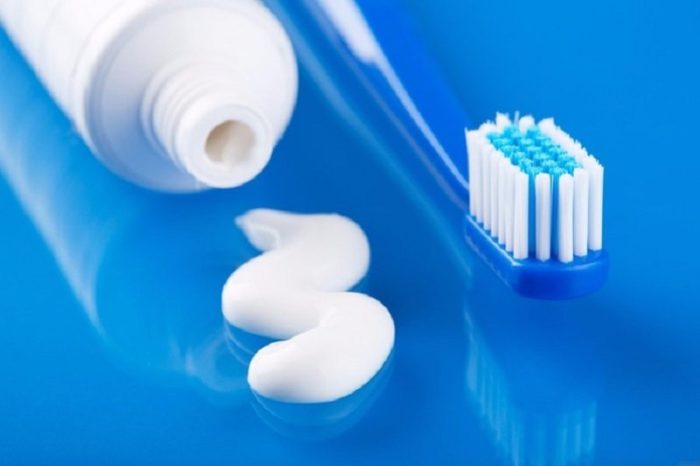 Стоит ли использовать зубную пасту от пародонтоза?